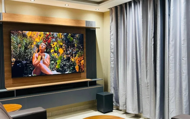 Ques Self Catering Apartments