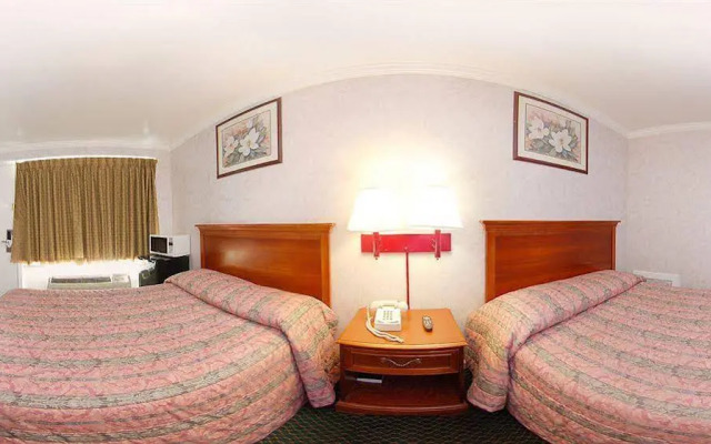 Downbeach Inn