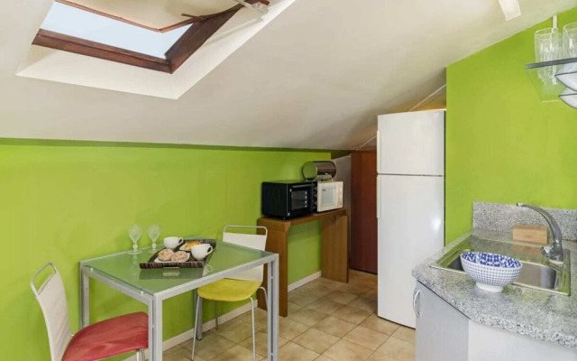 Imperatriz I, Studio Near the City Center