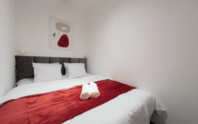 Stylish 3-bedroom apartment with balcony