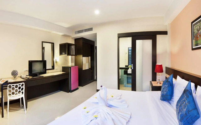 OYO 358 Rattana Residence Thalang