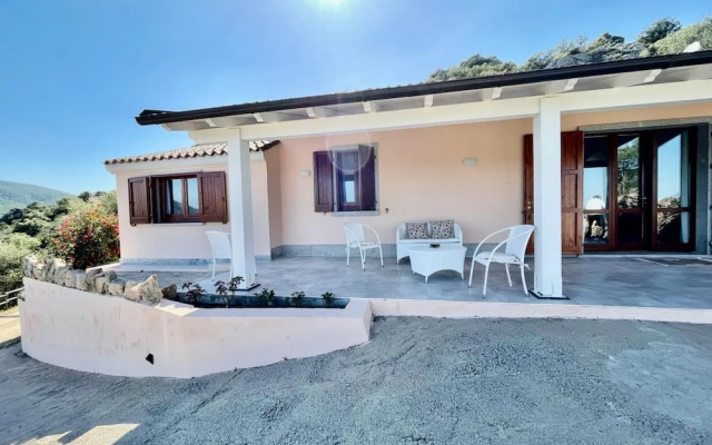 Villa Fiori con Piscina by Wonderful Italy