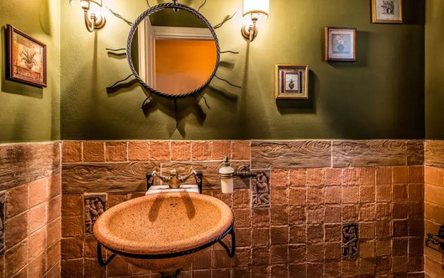 Bozonos Luxury Villa