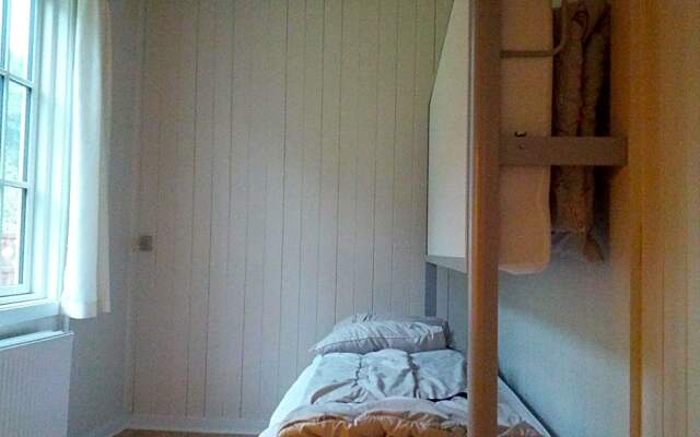 Rønne Vandrerhjem - Hostel