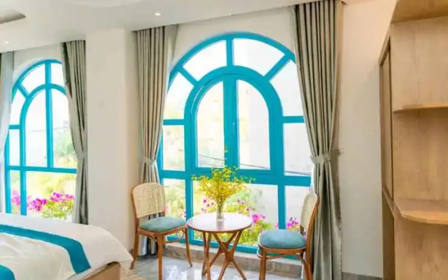 La Casa Hotel
