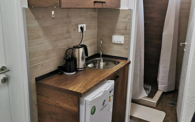 GOPO Guesthouse Elshani