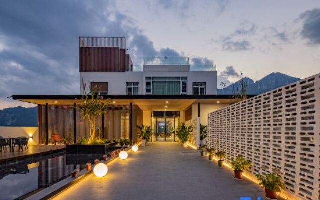 Xinzhibao · Yuanshan  Homestay (Enshi Grand Canyon Tourist Center Branch)