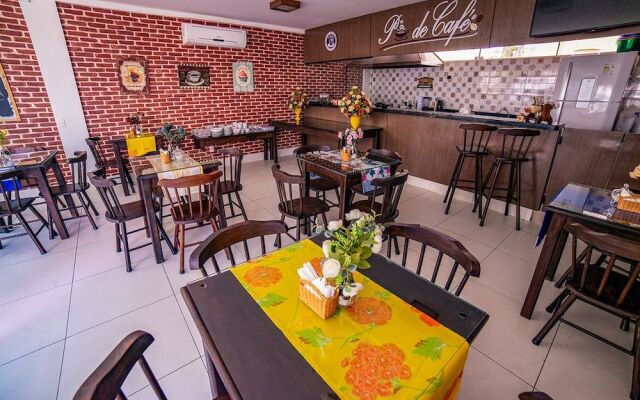 Flats com ampla varanda - 150m da Praia de Ponta Negra