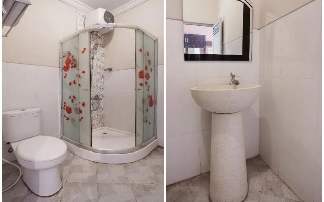 Artha Ambarukmo Exclusive by OYO Rooms