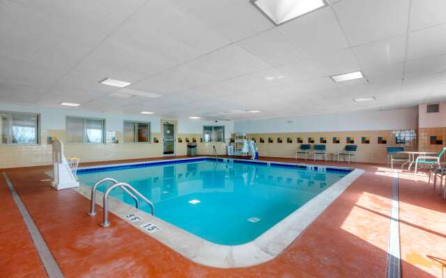 Quality Inn & Suites Wellington - Fort Collins