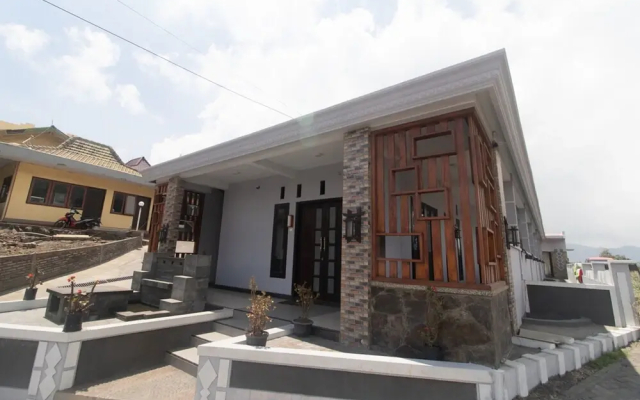 RedDoorz @ Bromo