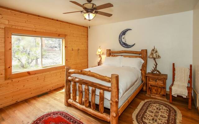 Castle Glen Chalet-1845 by Big Bear Vacations