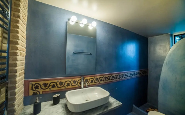 Stunning 2 bedroom house with amazing view