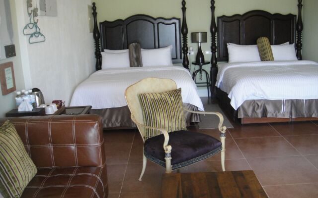 Desire and Satisfaction Bed and Breakfast