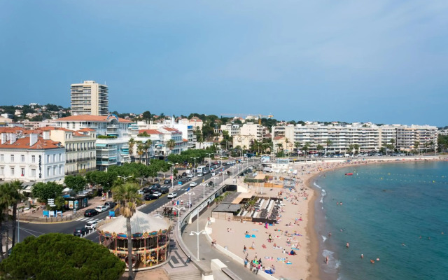 Mercure Saint Raphael Centre Plage