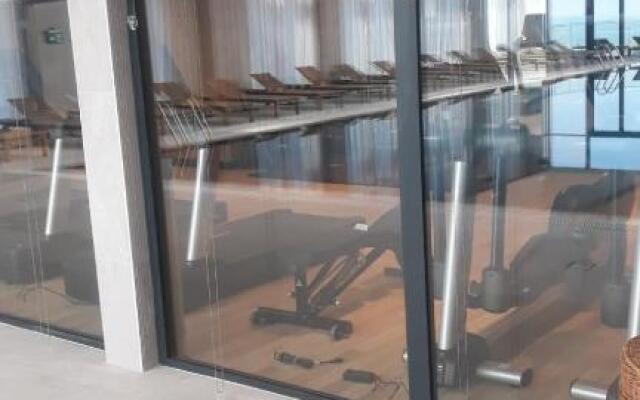 Leo Group Luxury Apartment 18-32 Alliance Palace