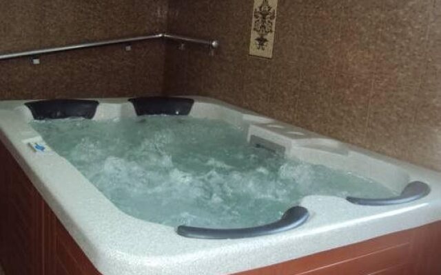 Family Hotel Jik