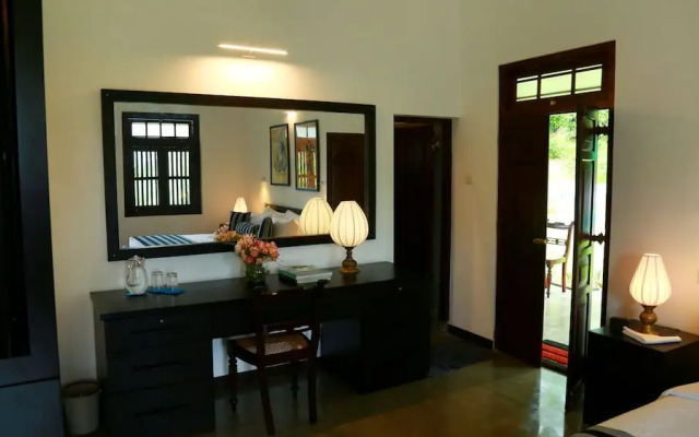 Thompson Manor - A Luxury Villa in Galle