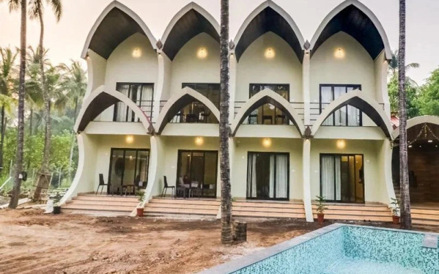Eleven Petals Resort by OYO Rooms