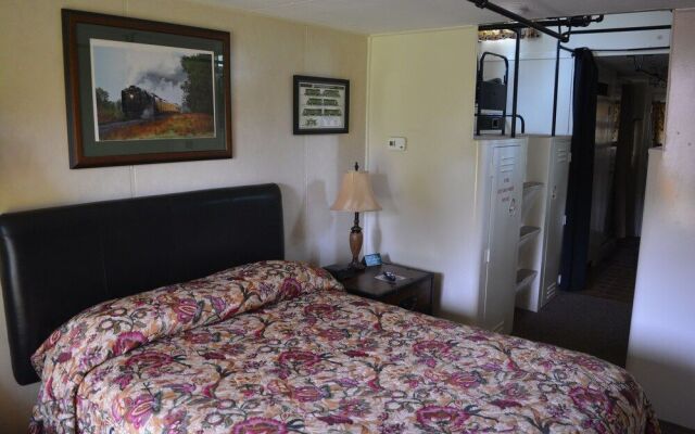 The Evergreen Inn - Motel and RV Park