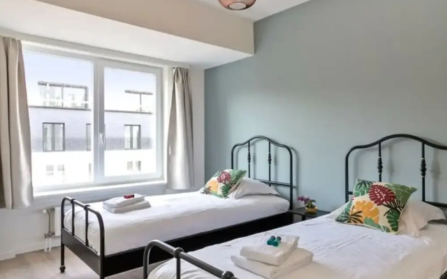 Apartment Near the Beach in the Heart of the City