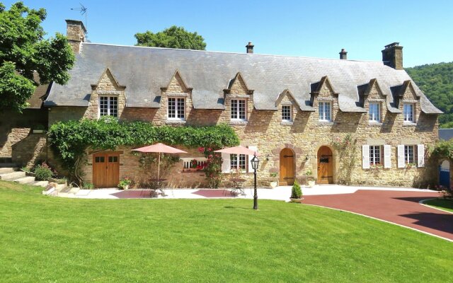 Le Manoir de Placy - Bed and Breakfast