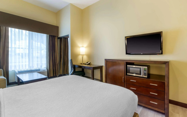 Best Western Plus Lacey Inn & Suites