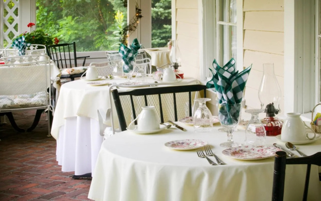 The Stockbridge Country Inn Closest B&B to Norman Rockwell Museum and Chesterwood