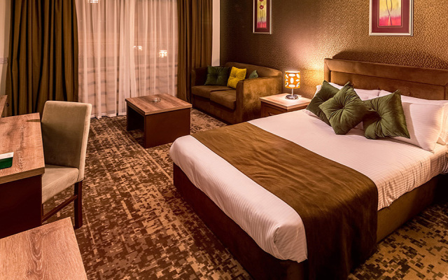 Oscar Park Hotel