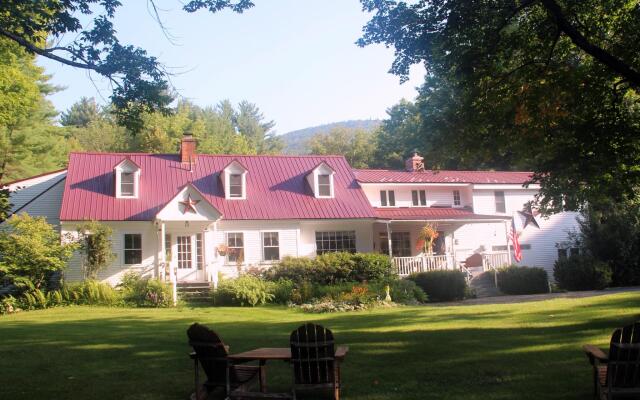 The Buttonwood Inn on Mt. Surprise