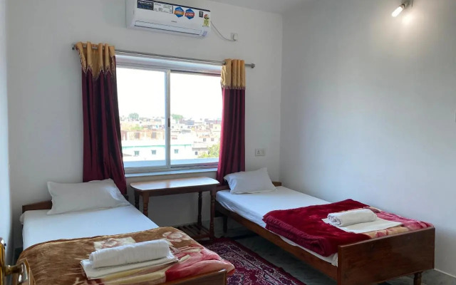 Rahul Guest House