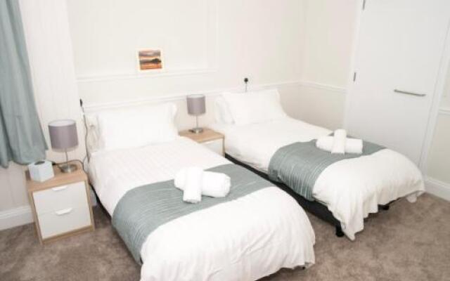 Longstone House Hotel