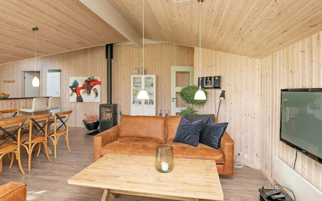 8 Person Holiday Home in Albaek