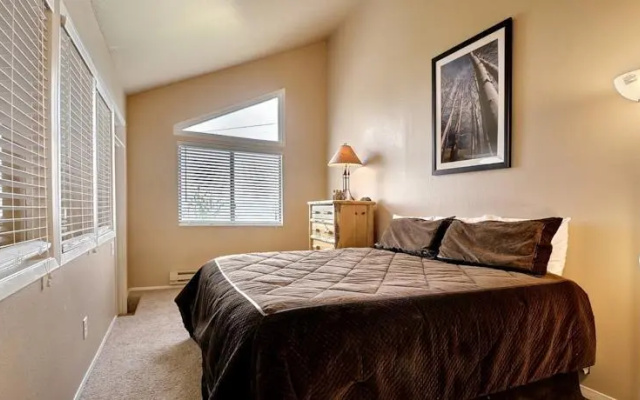 Luxury Abode at Red Pine