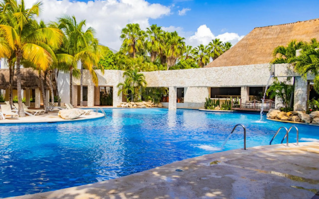 Grand Oasis Tulum Riviera