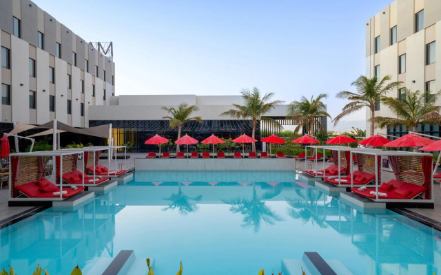 Maani Muscat Hotel & Suites