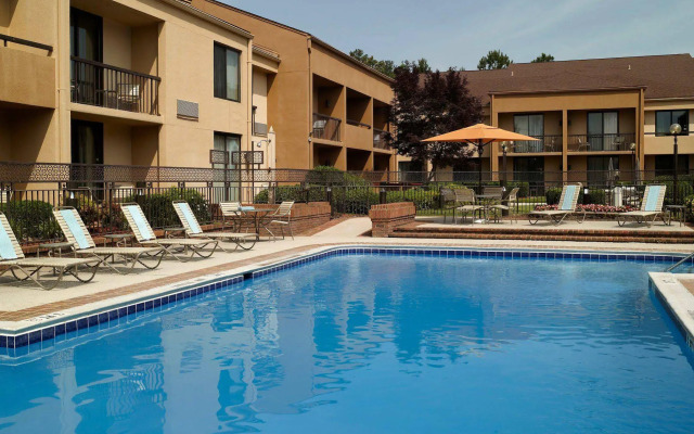 Courtyard By Marriott Augusta