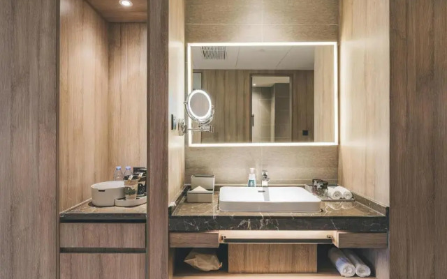 Atour Hotel (Nanjing South Railway Station)