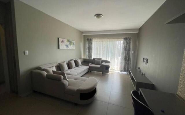 Lovely 2 Bedroom Rental Unit Available Immediately