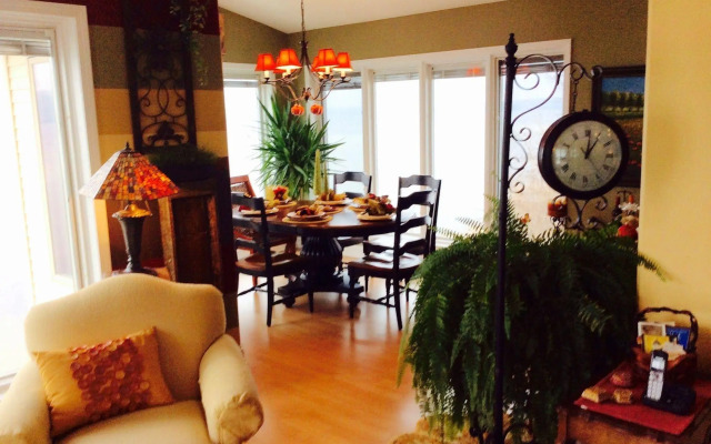 Pictured Rocks Bed And Breakfast