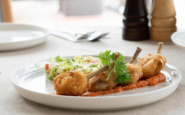 Elementa Boutique Hotel