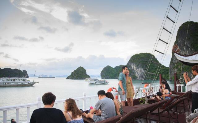 Luxury Imperial Cruise Halong