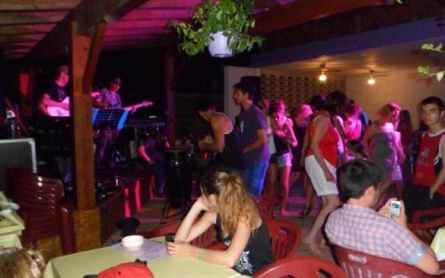 Camping des Rives des Corbieres