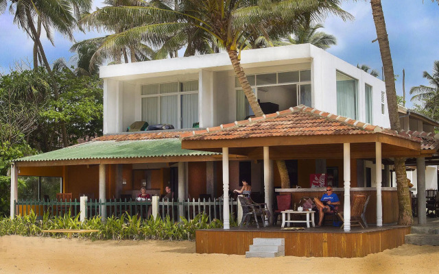 Ranmal Beach Hotel
