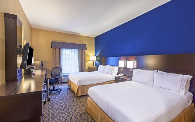 Holiday Inn Express Hotel & Suites Houston-Downtown Conv Ctr, an IHG Hotel