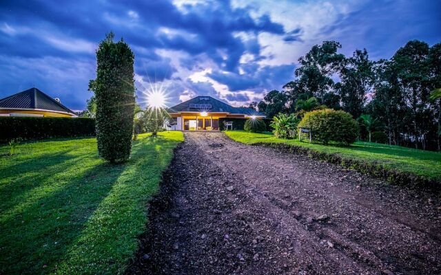 The Crested Crane Bwindi Hotel