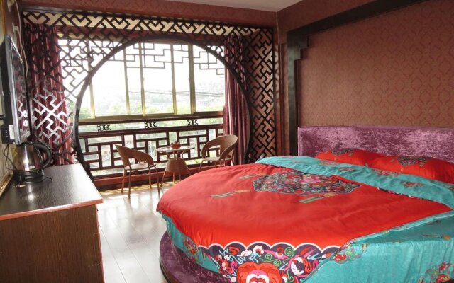 Fenghuang Ruyi Hostel
