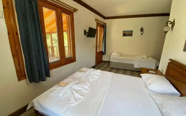 Maryy'İnn Hotel