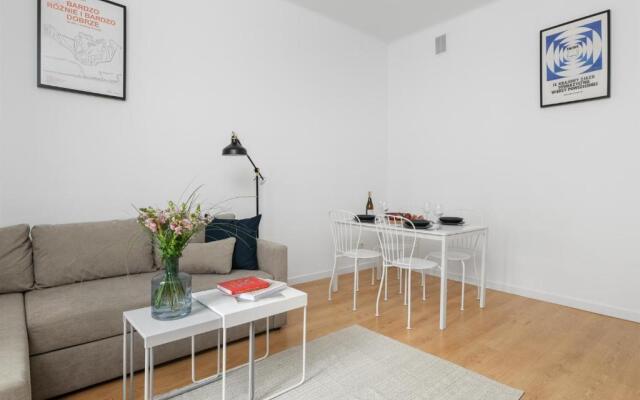 oompH Warsaw Nowy Swiat Apartment