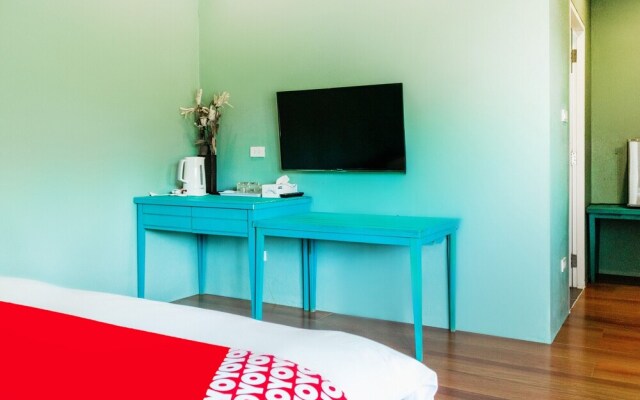 929 100 Boutique Hotel